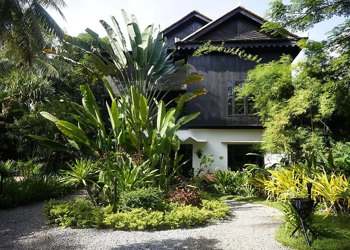 Hotel La Maison D'angkor 3*